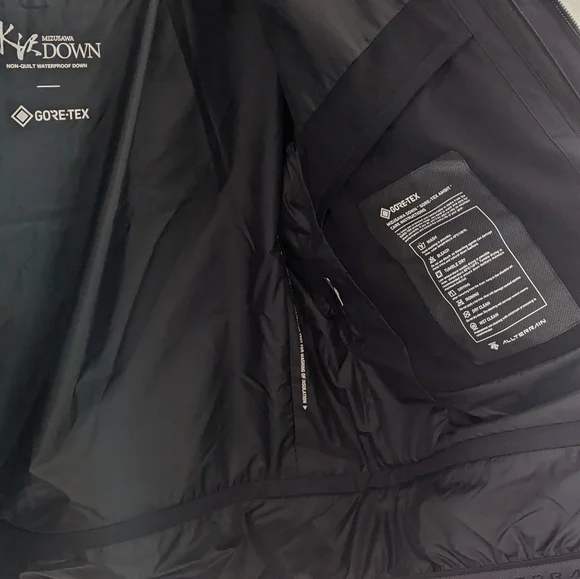 Descente Puffer Jacket